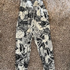 Aerie Tropical Floral Joggers